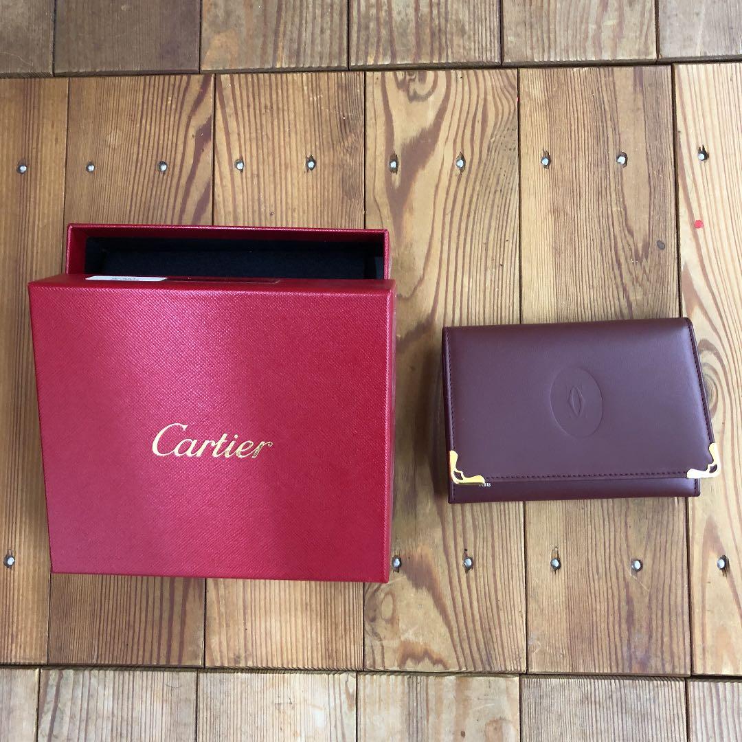 カルティエ　赤　カードケース