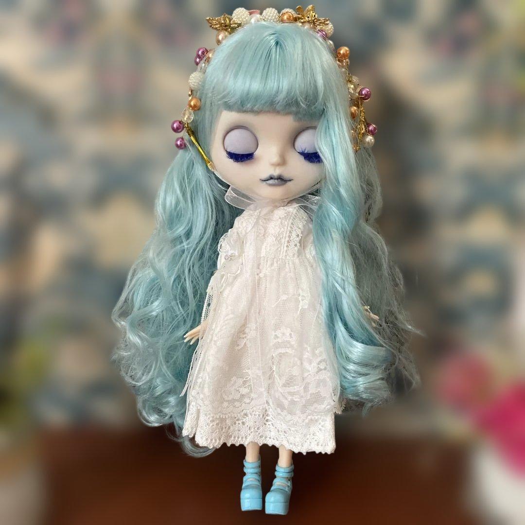 【専用商品です】カスタムドール『水の妖精』水色ロングウェーブヘア