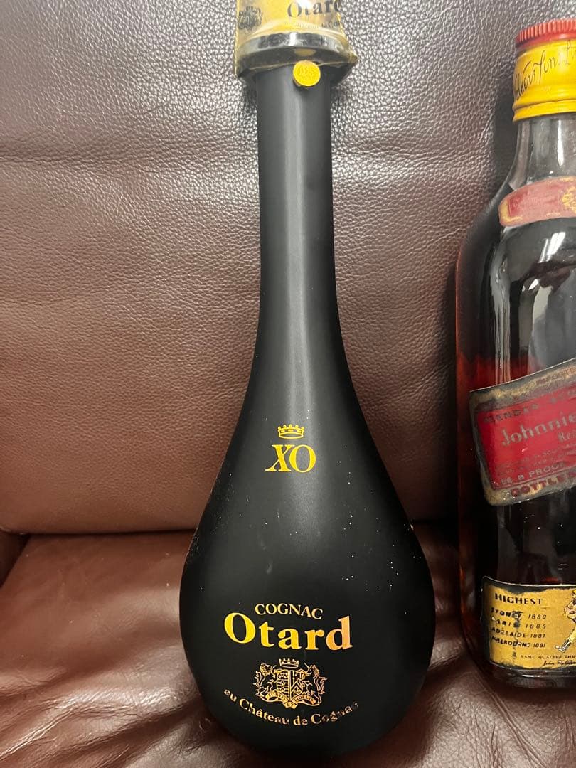 最終価格古酒4本Otard XOコニャックとJohnnie Walkerウイスキ
