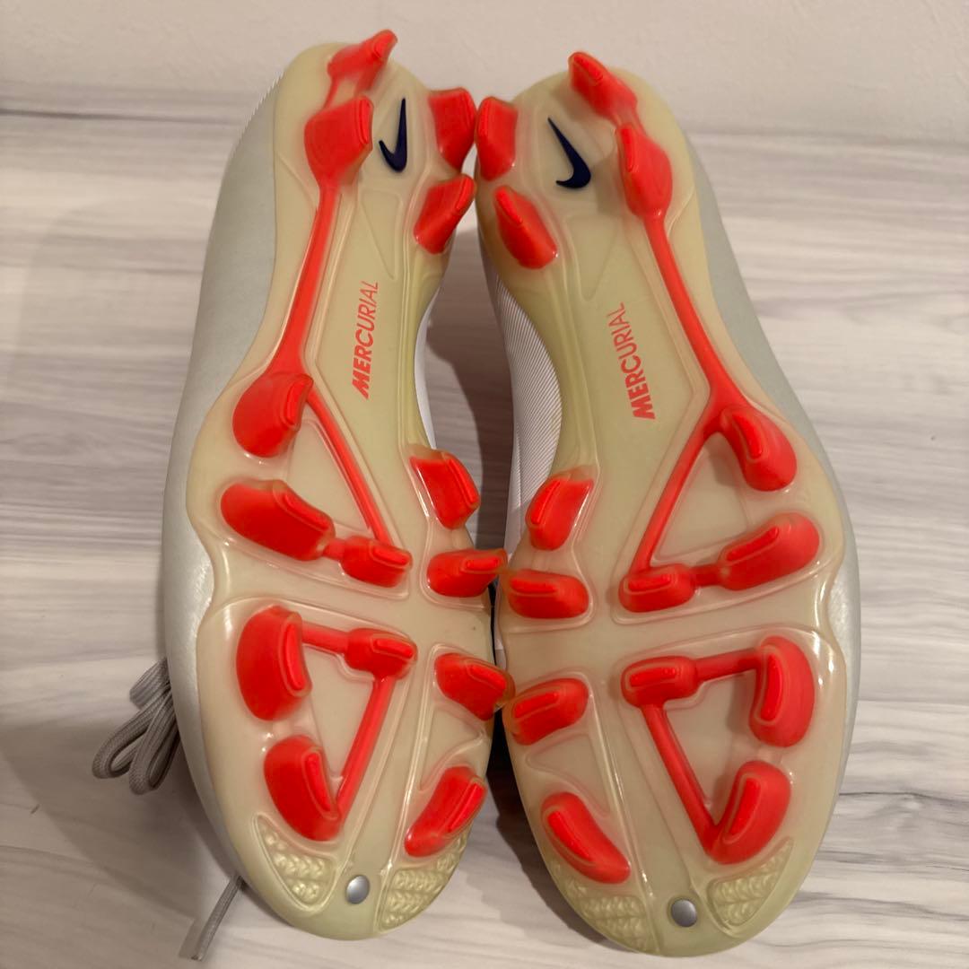 サッカー　NIKE スパイク　ナイキ マーキュリアル グライド