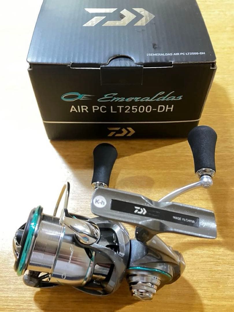 ダイワ 25 エメラルダス AIR PC LT 2500-DH