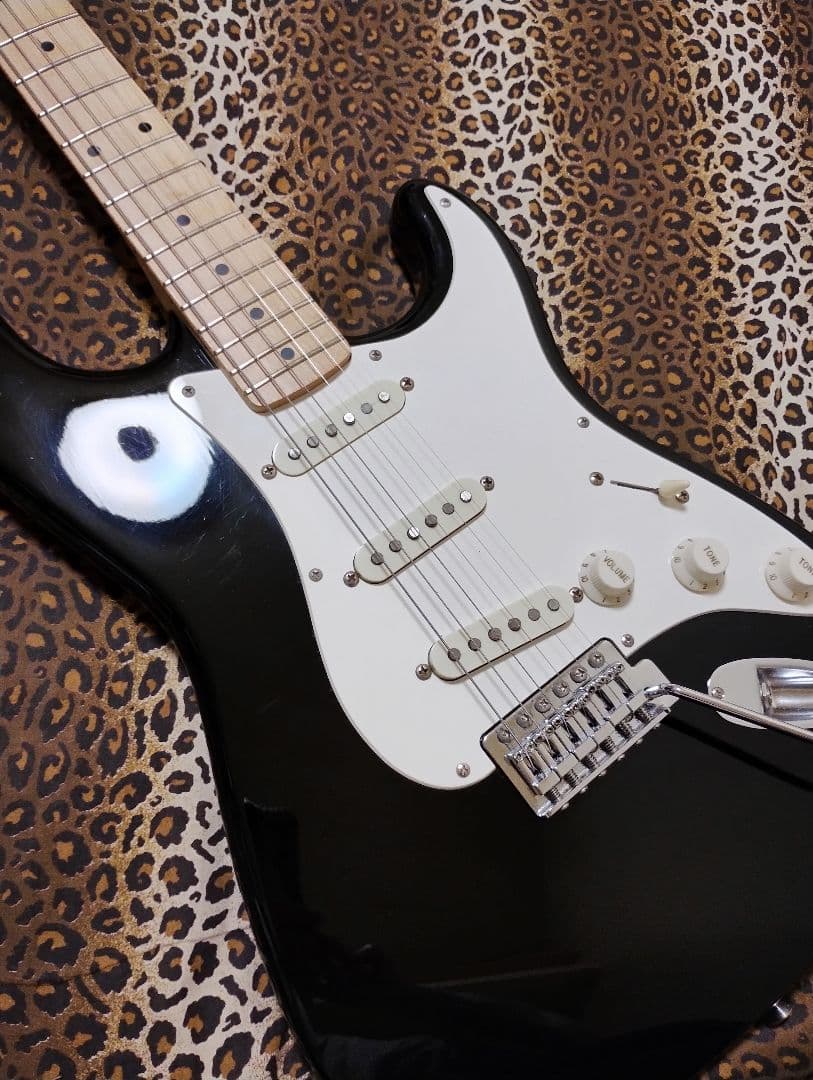 Squier by Fenderストラト/貼りメイプルラージヘッド/極美品