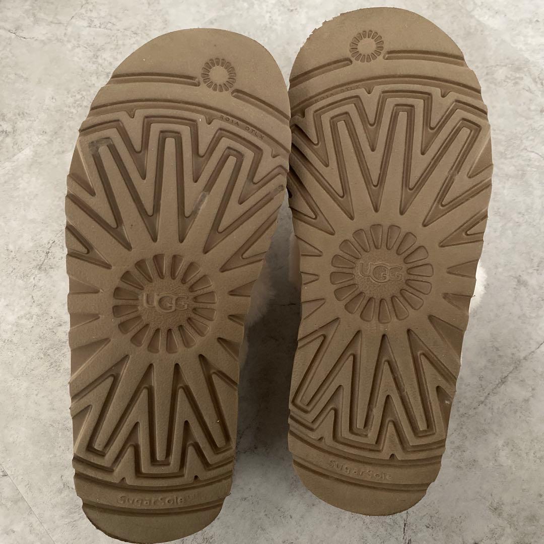 美品　希少　UGG W DISCO CROSS SLIDE アグ ボアサンダル