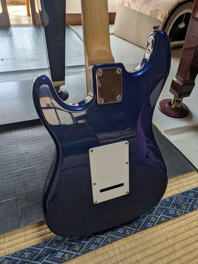 レジェンド　Legend　エレキギター　ブルー　ストラトキャスタータイプ