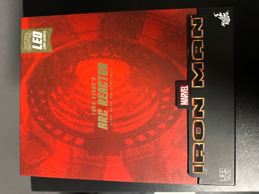 hottoys アイアンマン アークリアクター LED付き