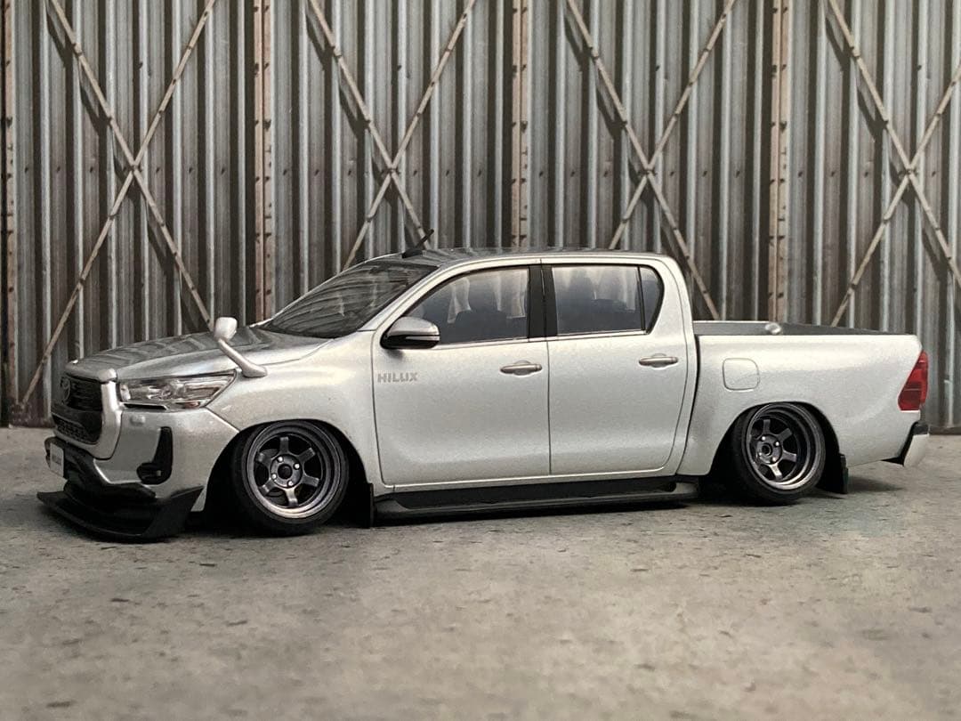 1/30 トヨタ ハイラックス（カスタム品）