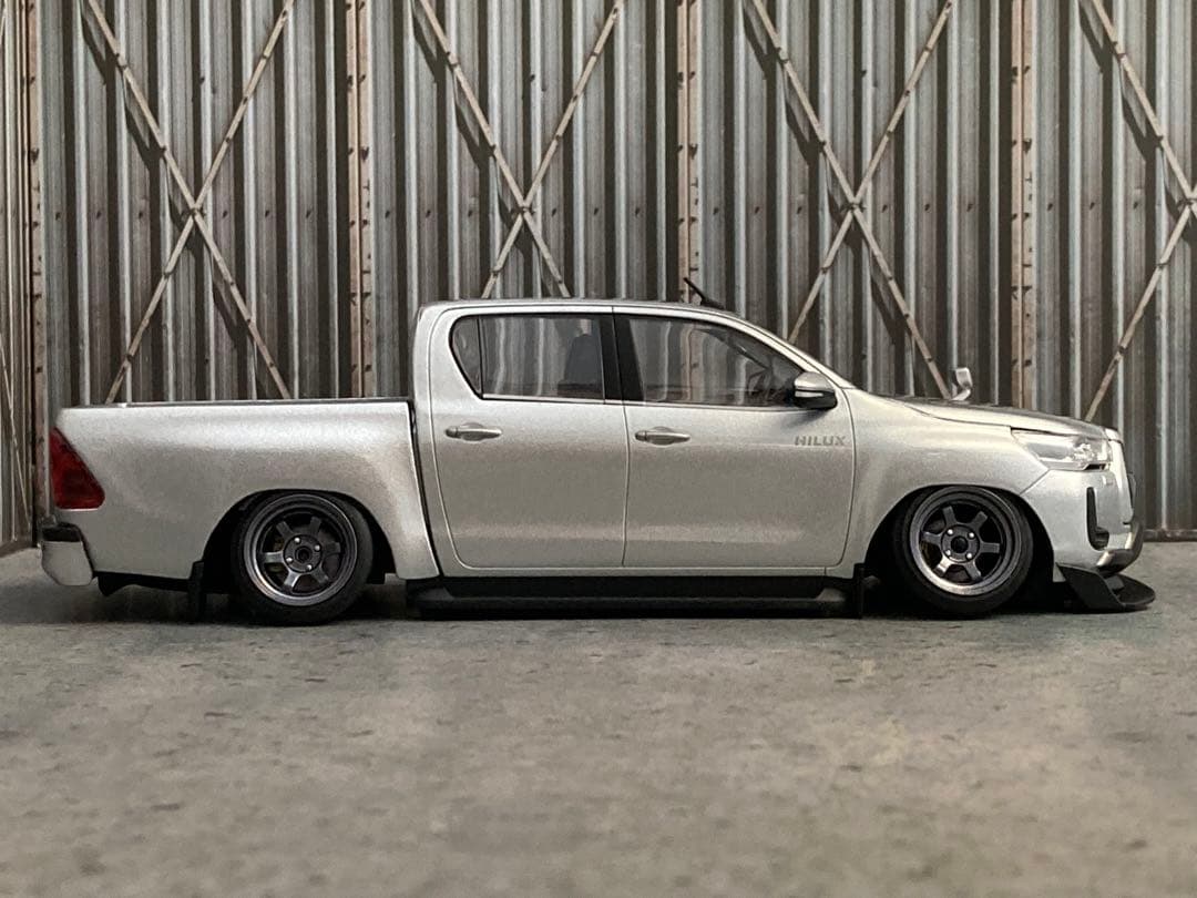 1/30 トヨタ ハイラックス（カスタム品）