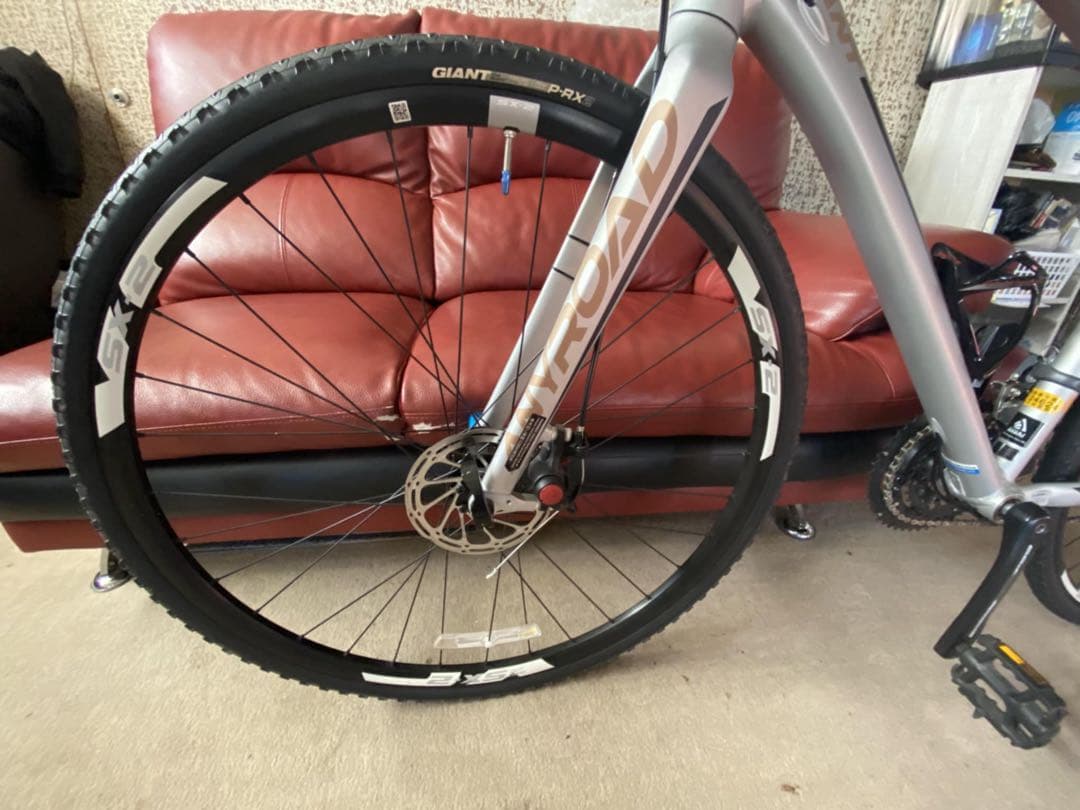 ジャイアントロードバイク 　（新品）
