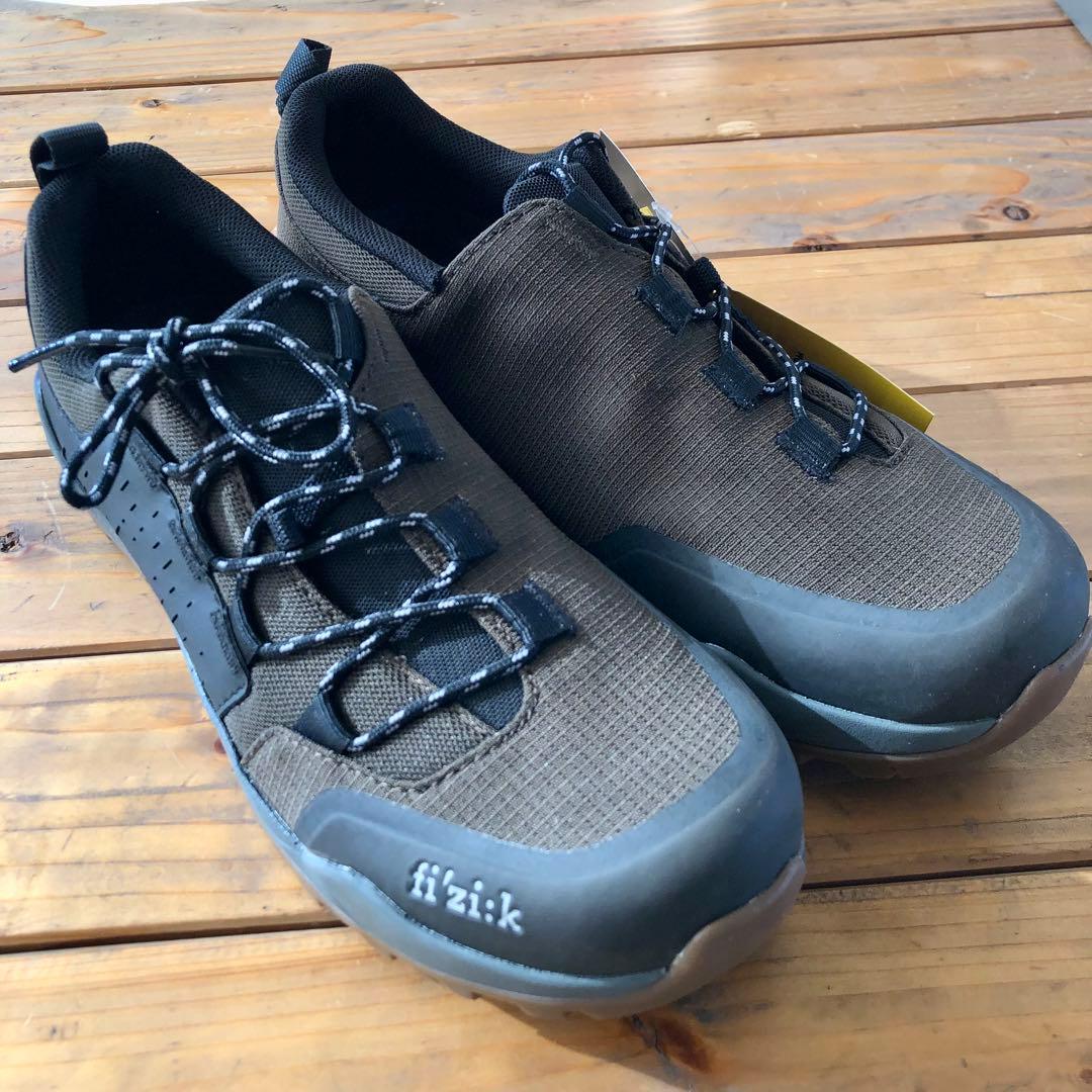 最終価格新品未使用fi'zi:kTERRAエルゴレース41/25.5~26.0