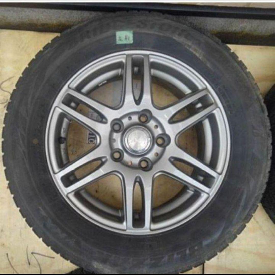 虎吉33　スタッドレス カローラルミオン オーリス VRX2 205/60