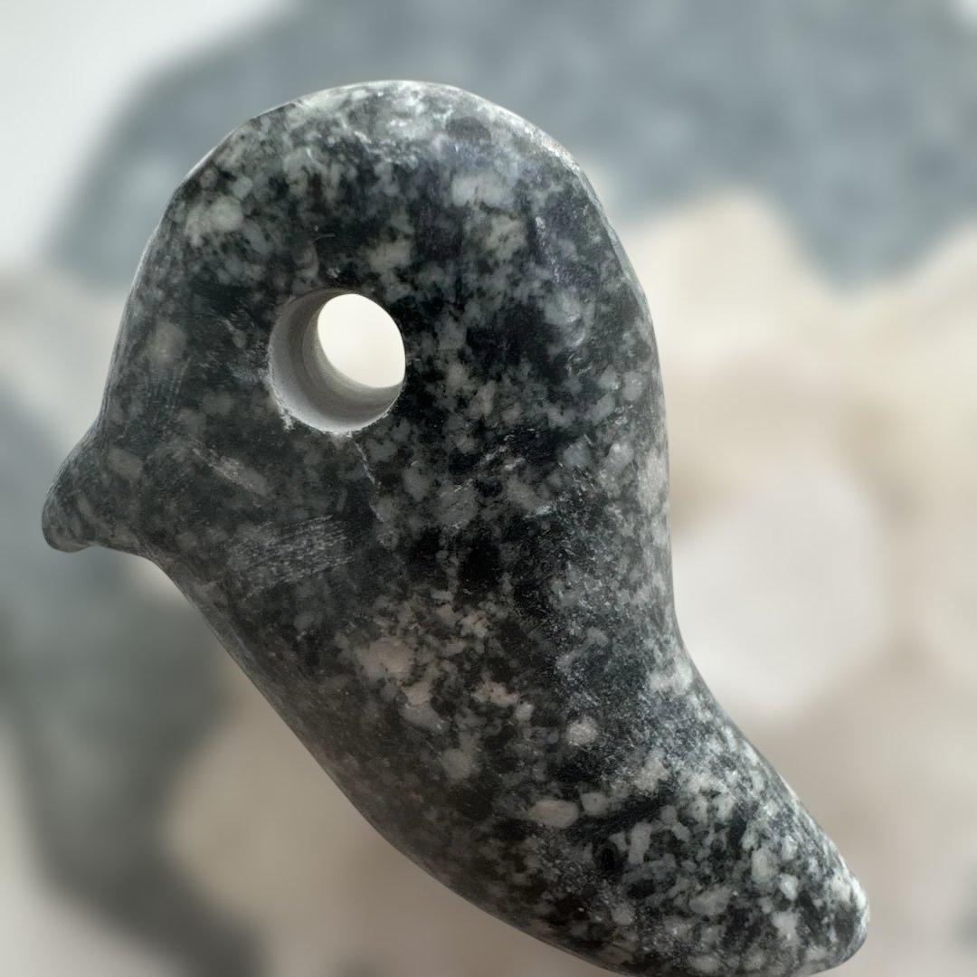 【遠野霊石】高波動勾玉　獣形勾玉(三ノ型) 角の生えた勾玉　一角獣