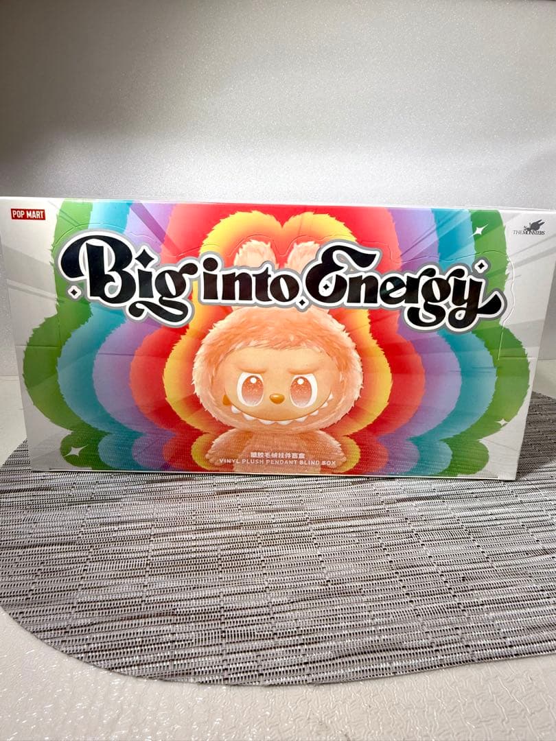 正規品　新品未開封　ラブブ　LABUBU エナジー　アソートボックス