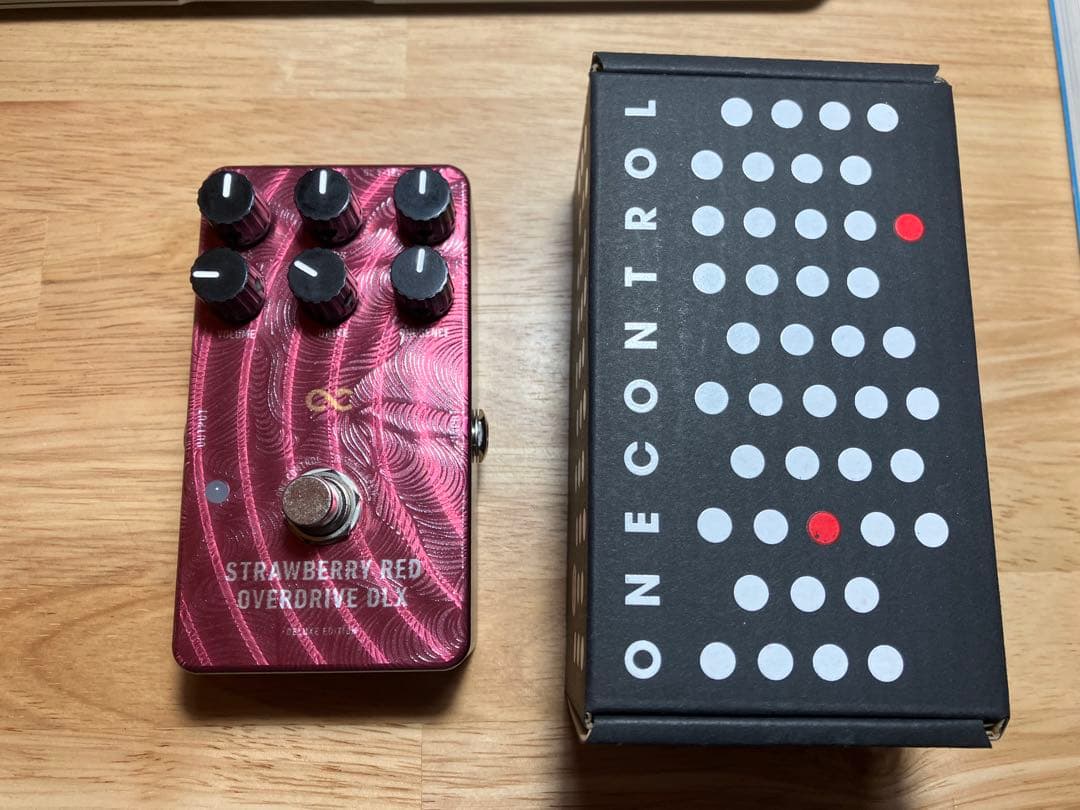 ギター ONE CONTROL Strawberry Red Overdrive DLX