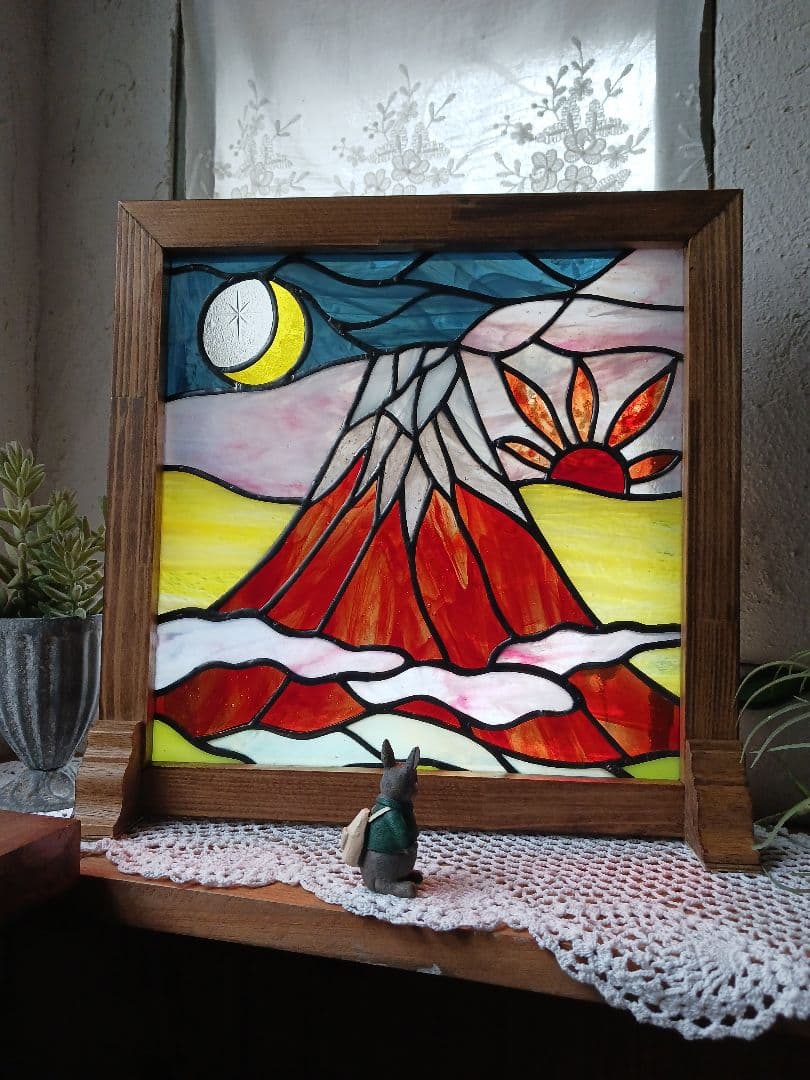 ピーちゃんステンドグラス　日月富士