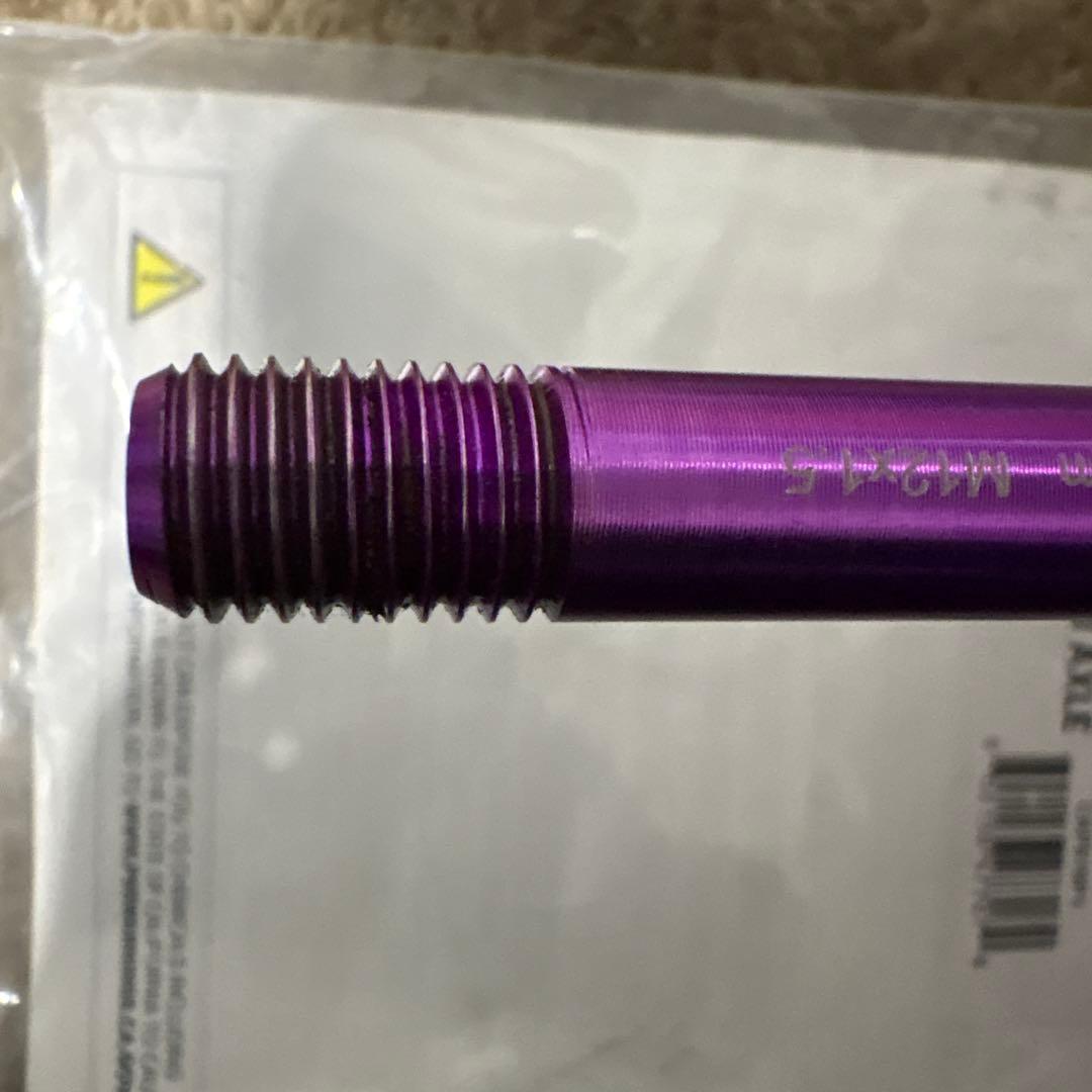 King Thru Axle クリスキング スルーアクスル ロバートアクスル