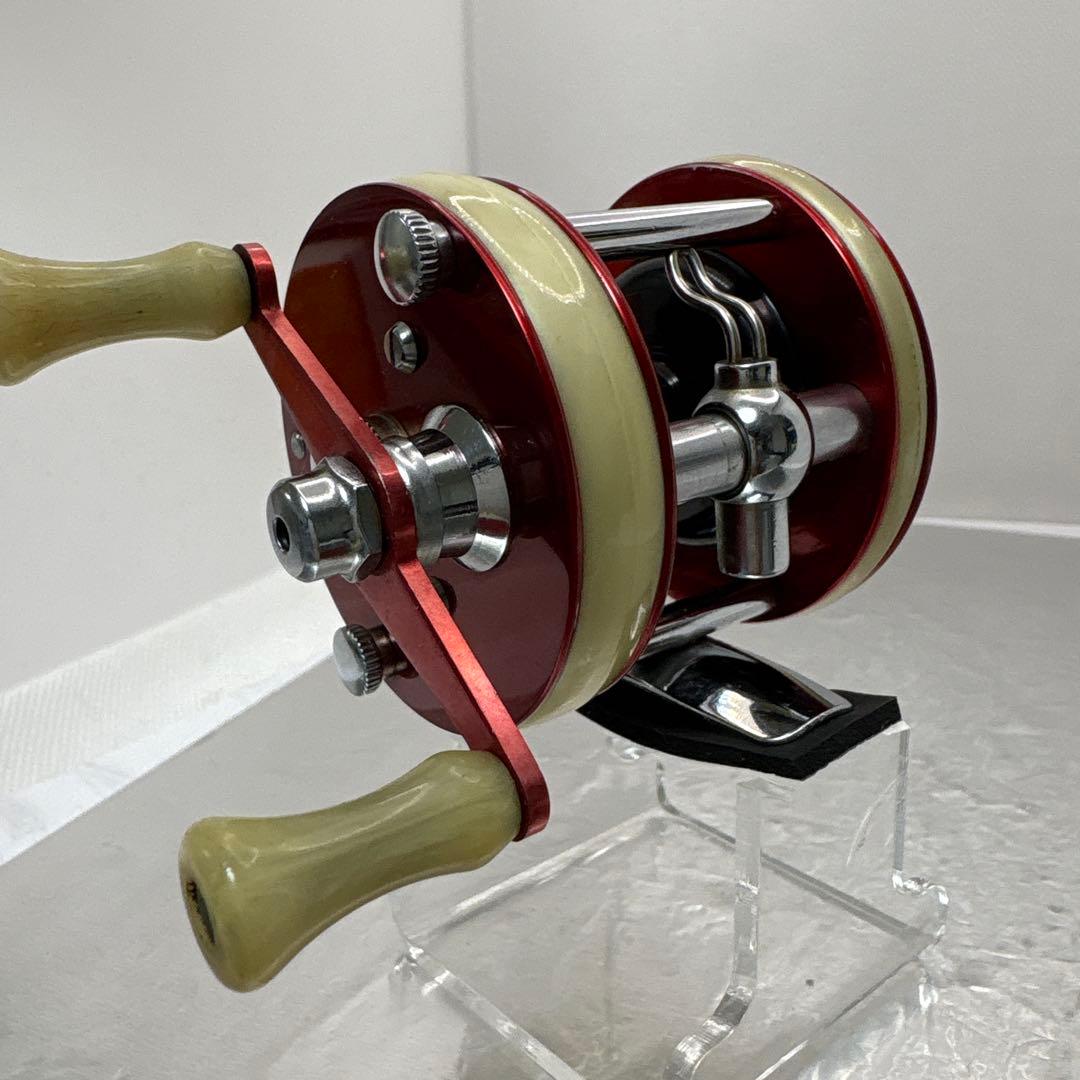 ABU Ambassadeur 2050 リール