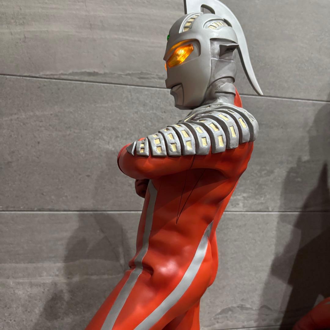 海洋堂　ハイパーソフビ　ウルトラセブン　パラノイア工房　完成品