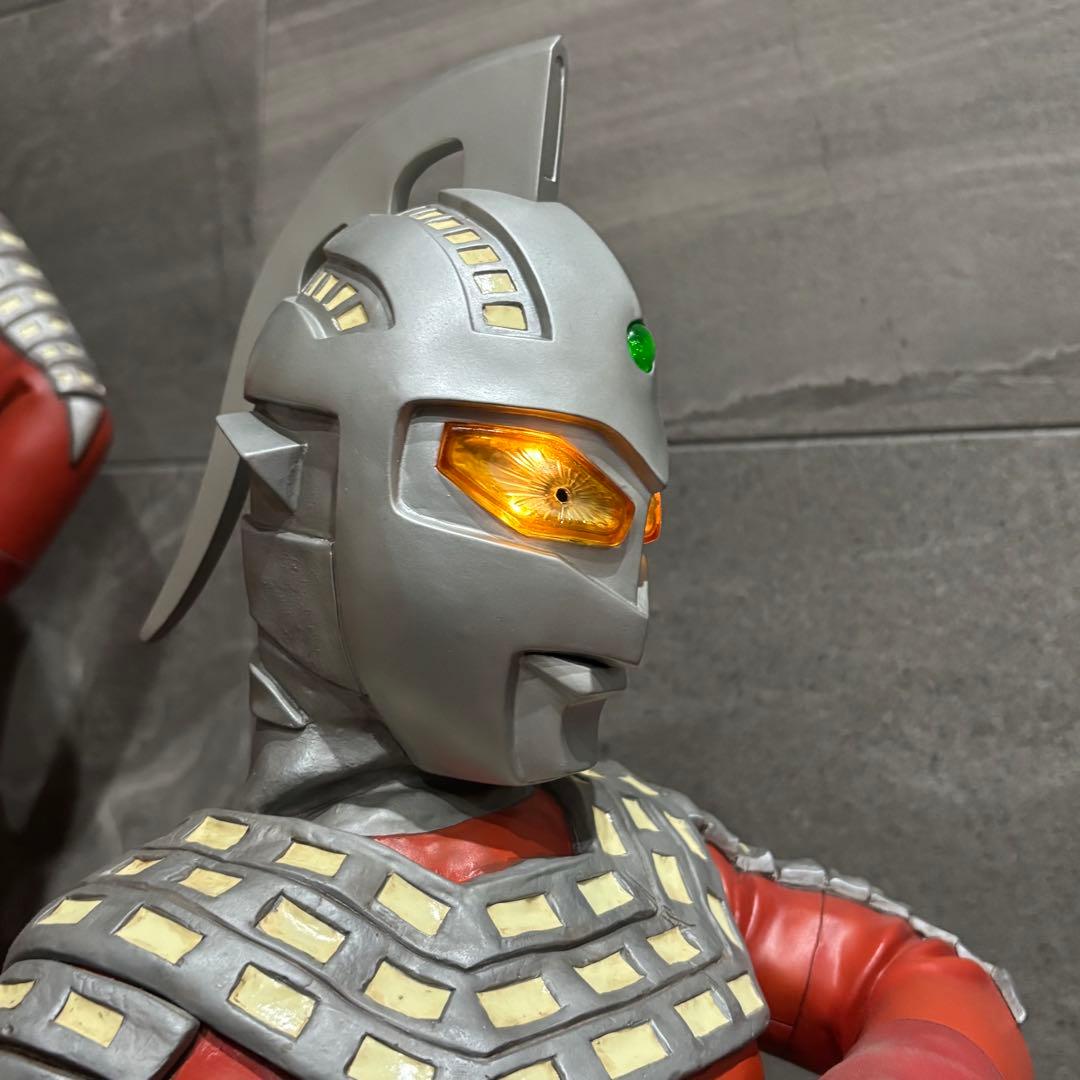 海洋堂　ハイパーソフビ　ウルトラセブン　パラノイア工房　完成品