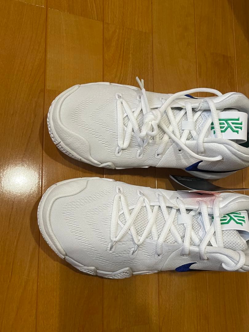 NIKE ナイキ　カイリー4 kyrie4 バッシュ　バスケ