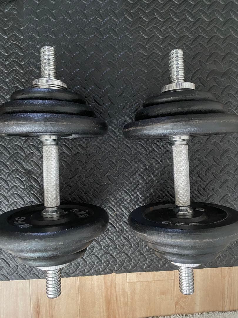 ダンベル 合計40キロ