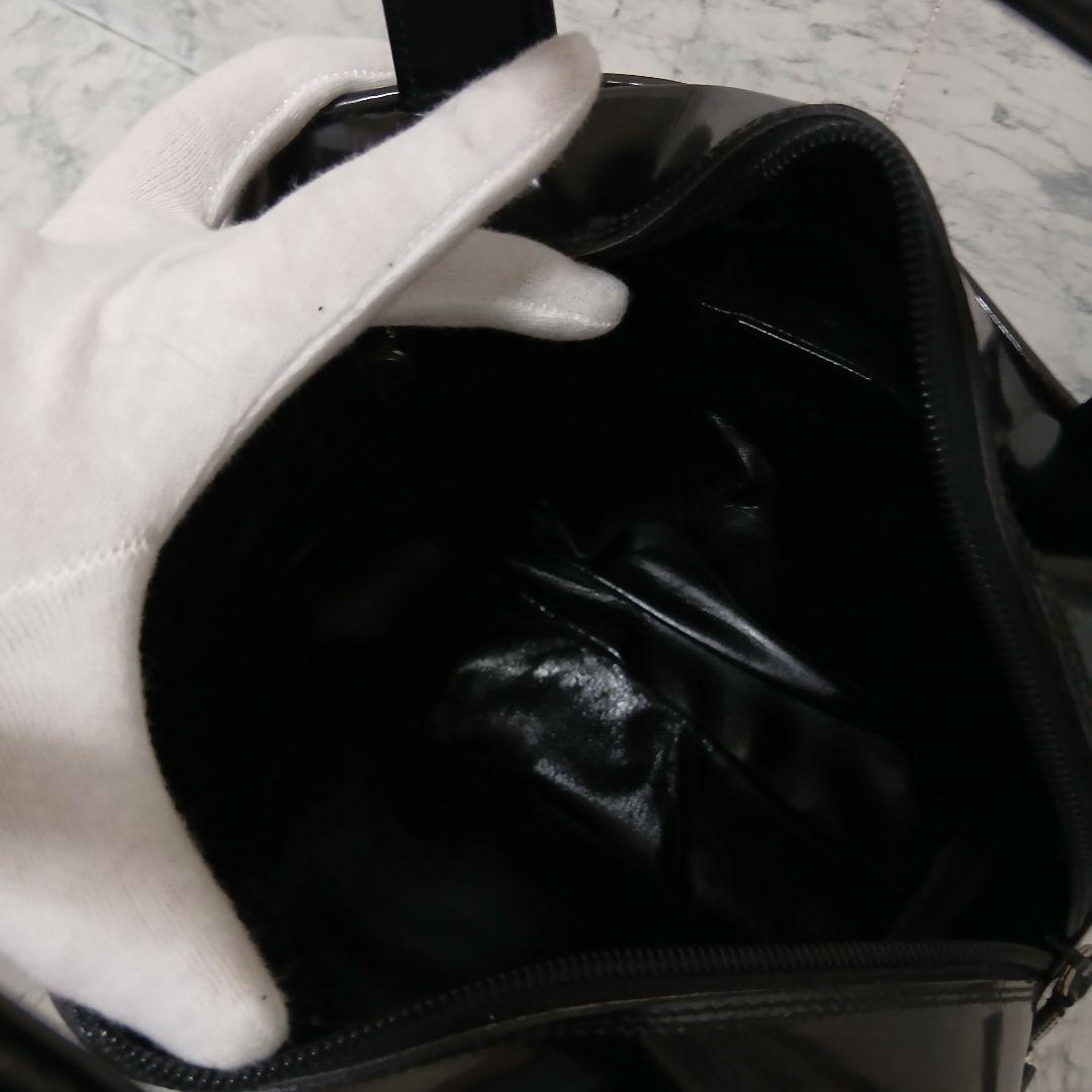 GUCCI GGエンボス ミニボストンバッグ パテントレザー イタリア製 黒