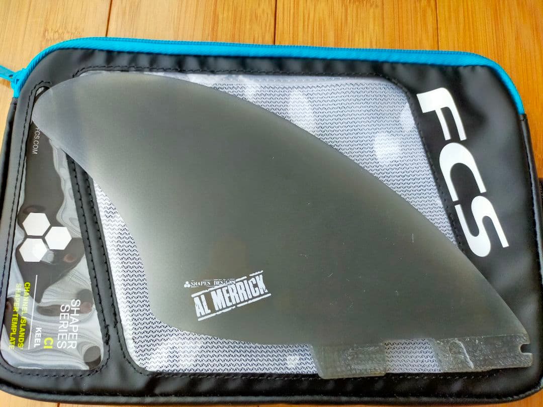 美品　FCS2 CI キール　フィン　ツインCHANNEL S