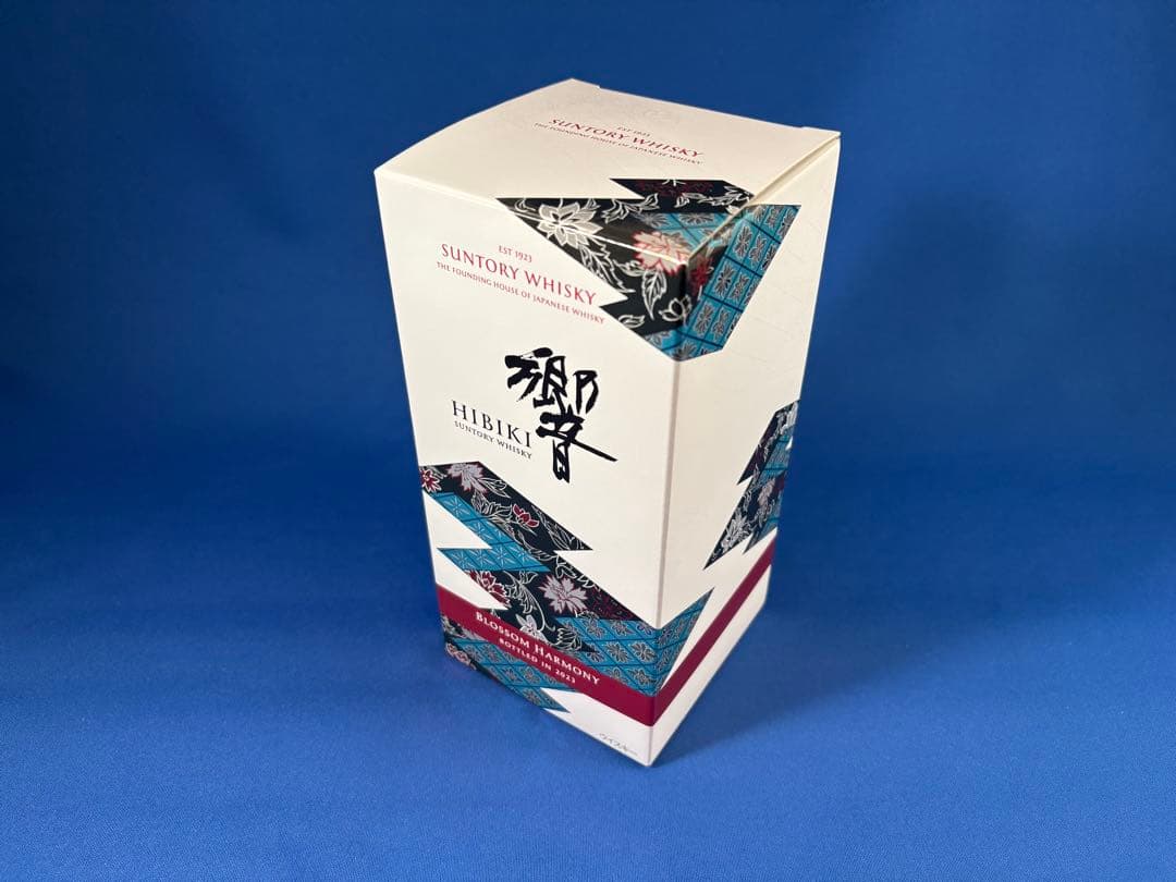 【大放出】サントリー　響　BLOSSOM HORMONY 2023 700ml