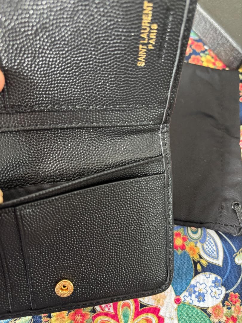 男女兼用 ブラック YSL レザー 二つ折り財布 極美品