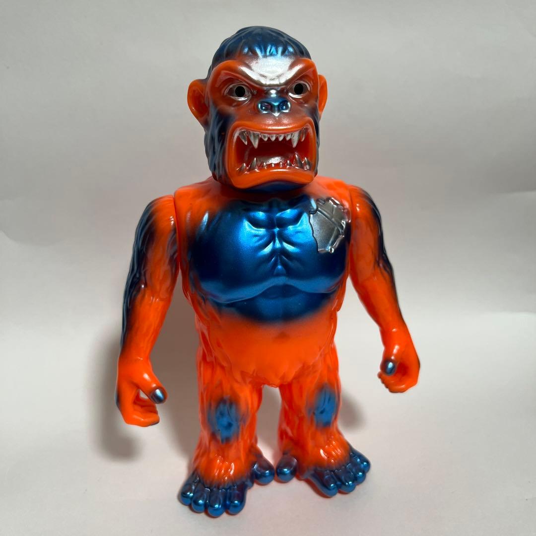 shameless toy ゴリラ ソフビ