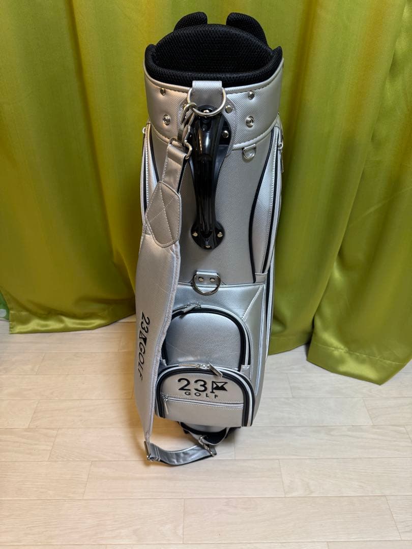 美品！キャスター付23区ゴルフ 2in1セルフスタンドバッグ内蔵キャディバッグ