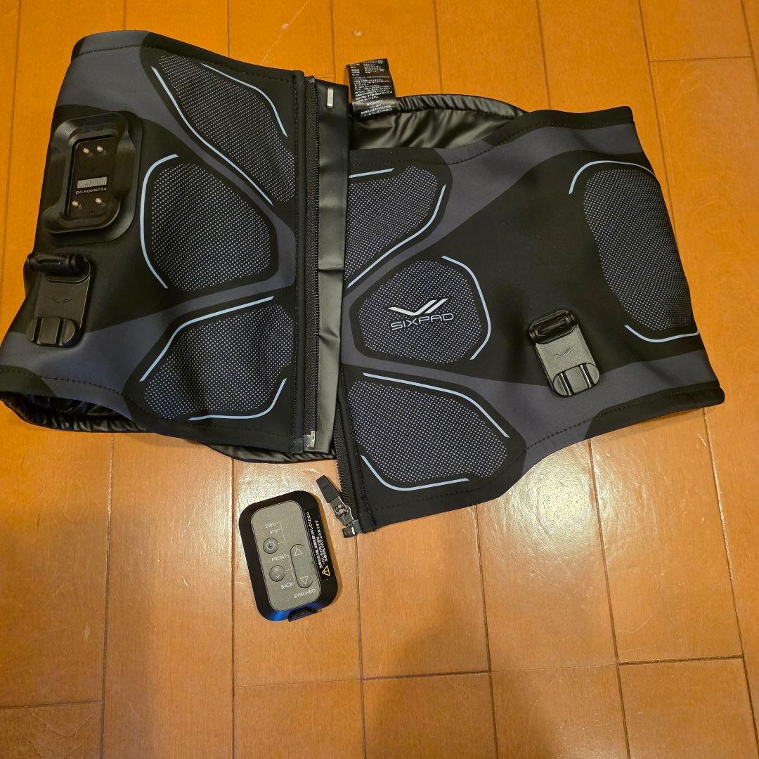 【中古】シックスパッド コアベルト 2 専用コントローラー付