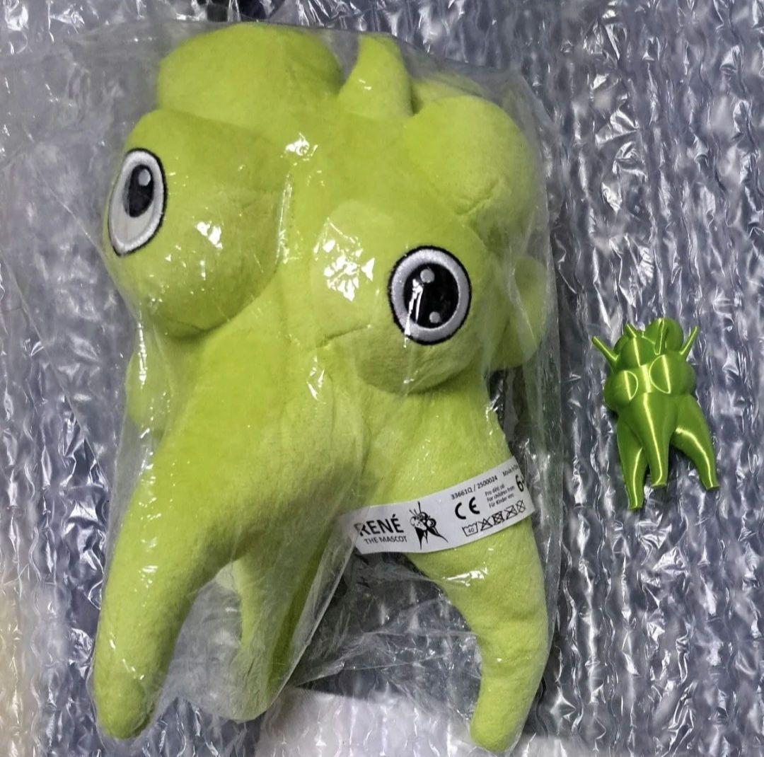 チェコ館 レネ ぬいぐるみ　フィギュア　2点セット