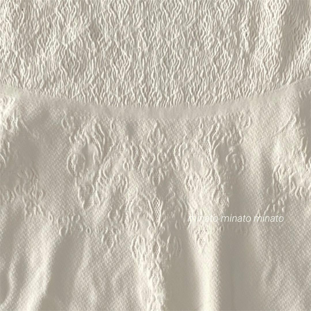 未使用 Chacott チャコット ハイネック ノーソーイングニット M