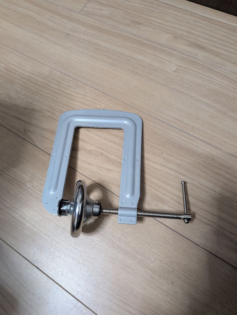 スキーブーツ、スノーボードハードブーツのシェル出し 工具 小指痛い