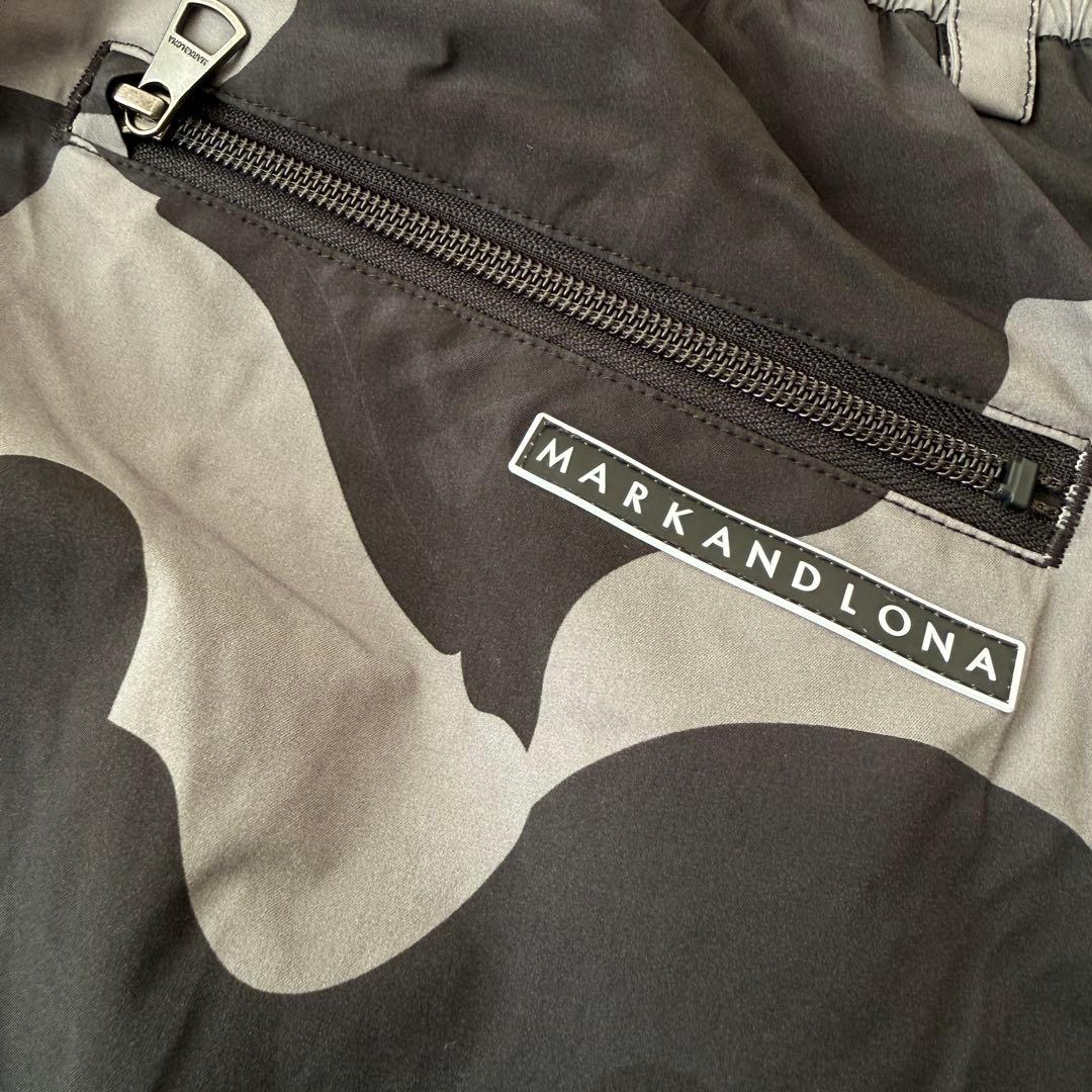 現行タグ　防寒　蓄熱　裏地付き　マーク&ロナ　ジョガーパンツ　M〜L相当　総柄