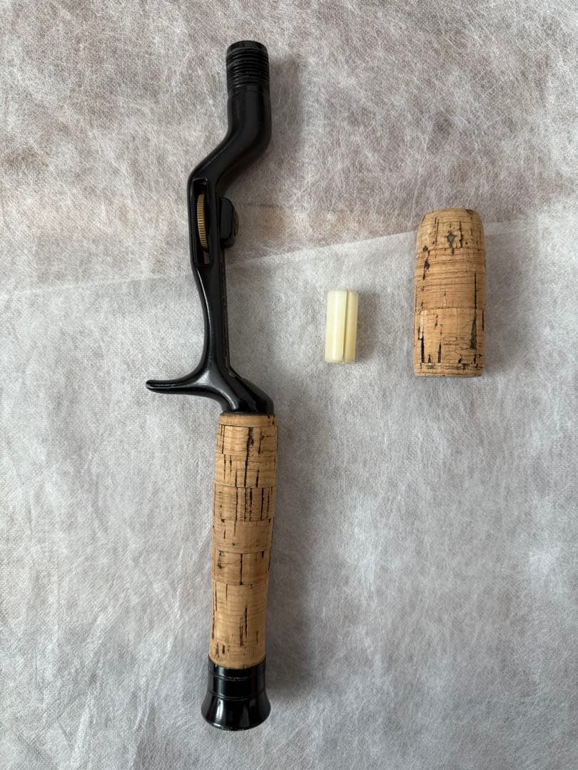 ザウルス フィリプソン グリップ