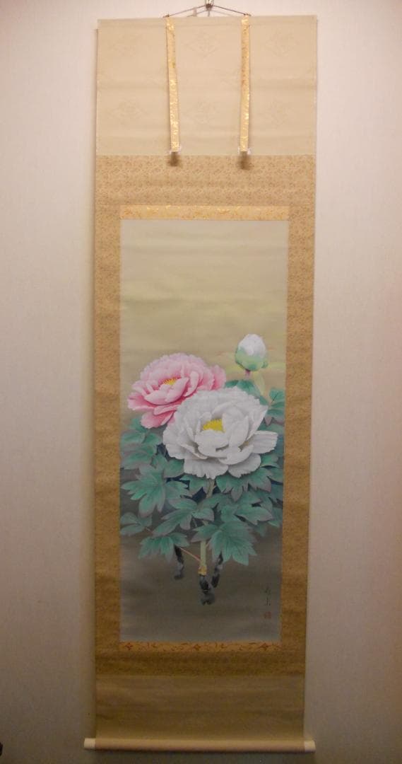 掛け軸 寿山 富貴花 絹本 希少 軸装 茶道具 掛軸 美品 です。