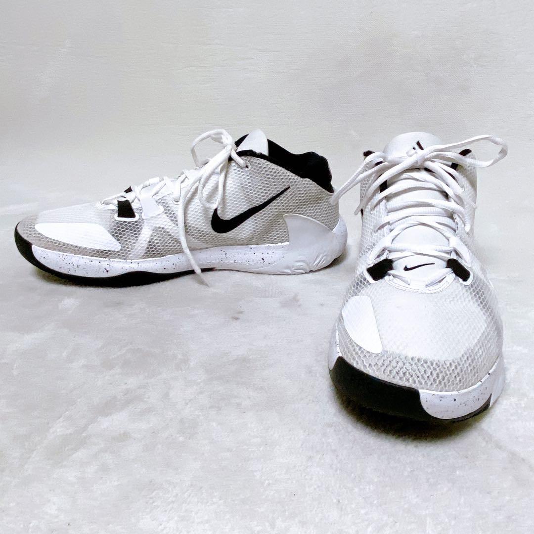 希少　NIKE ZOOM FREAK 1　ホワイト／ブラック　32cm　バッシュ
