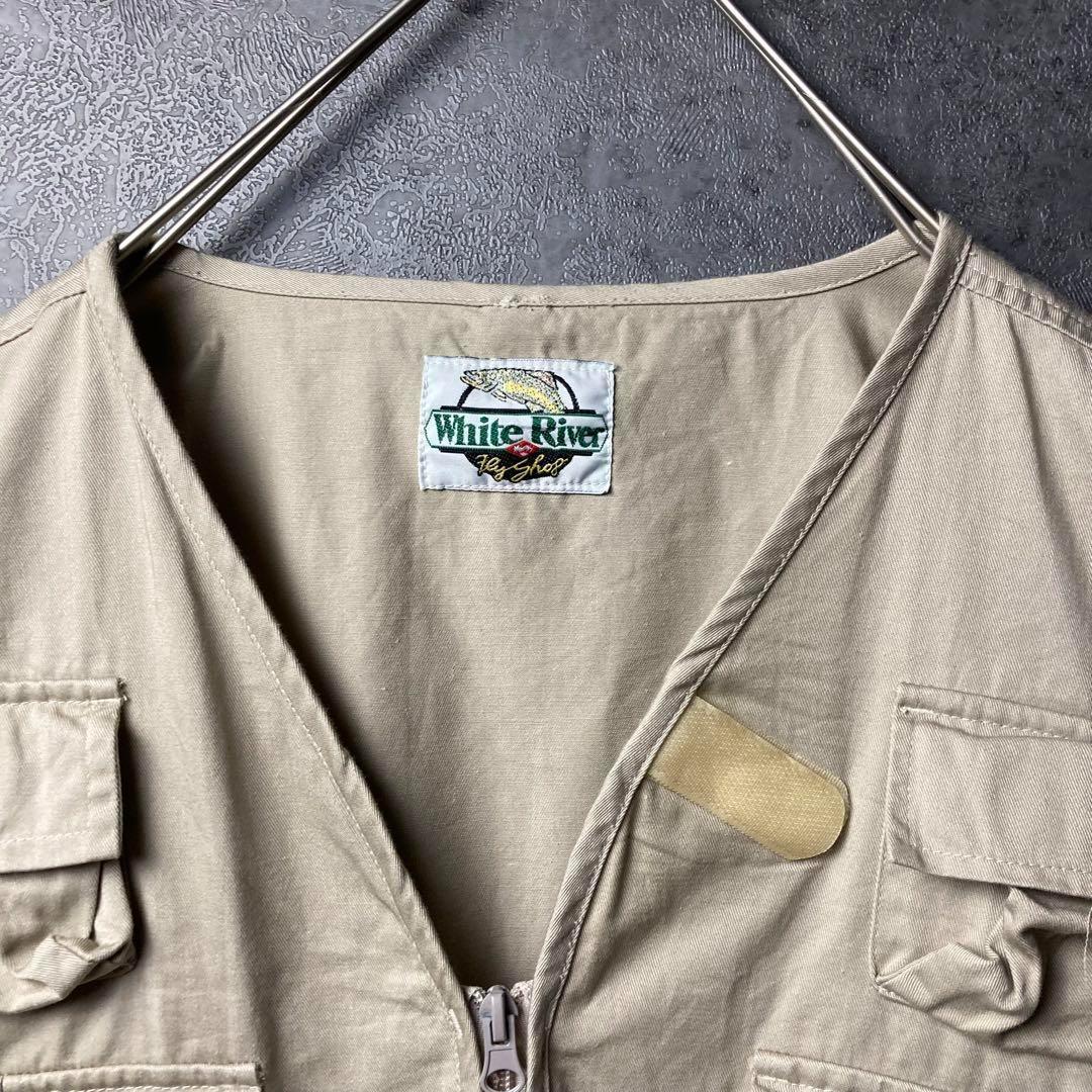 ヴィンテージ　フィッシングベスト　古着　ポケット　背面　ジップ