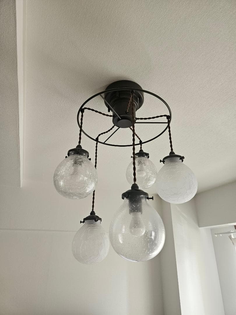 美品　インターフォルム ペンダントライト マルヴェル５LED電球付き