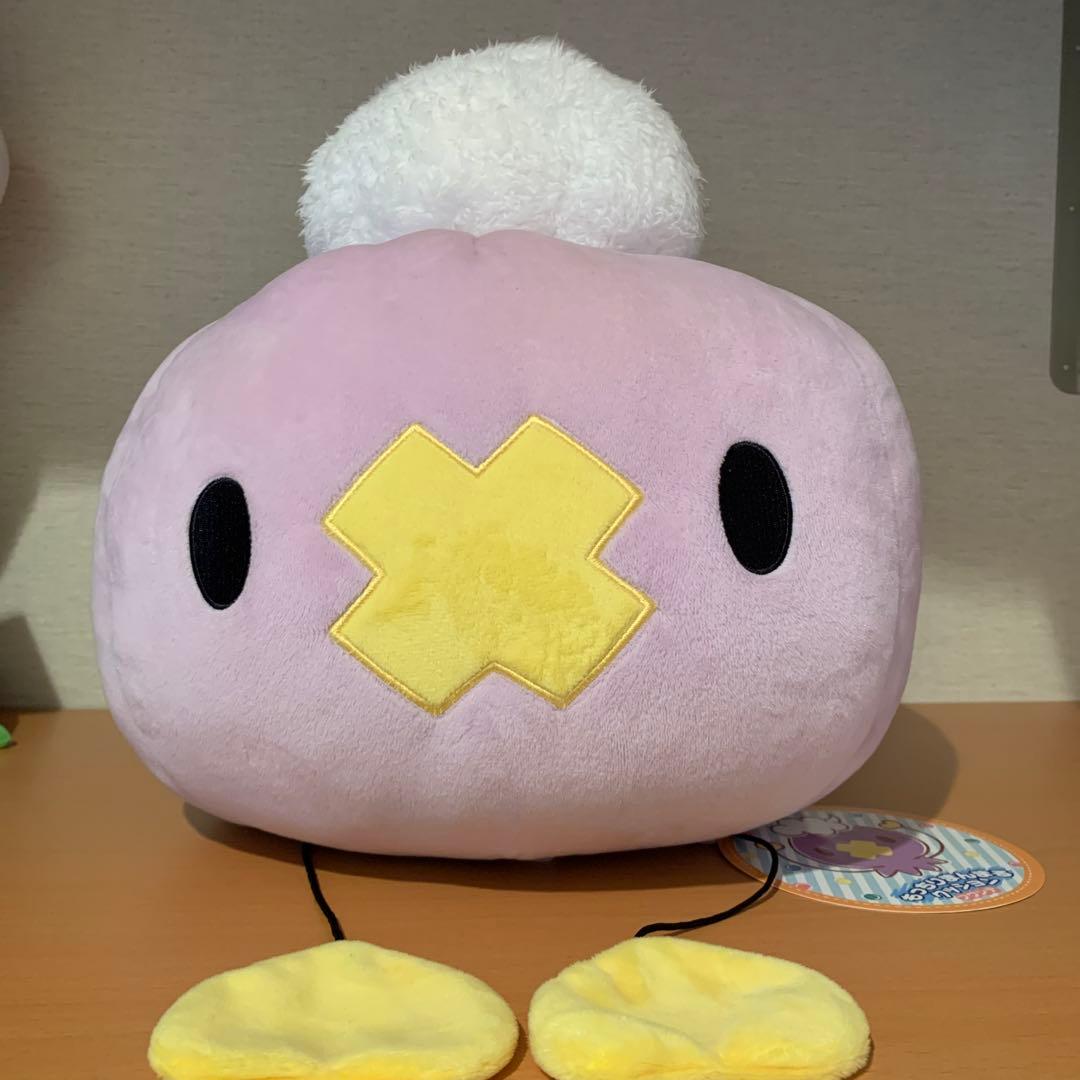 ポケモン　もっちりまんまるクッション　フワンテ　ぬいぐるみ