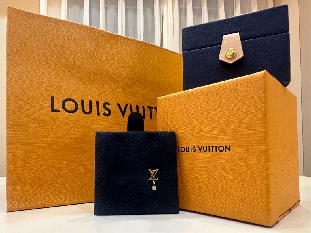 さざみな　ルイヴィトン　イエローゴールド　ダイヤモンド　片耳ピアス　K18