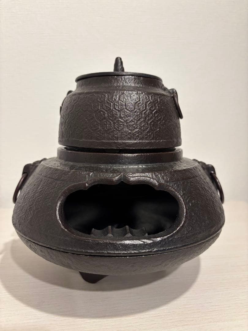 鉄製茶釜セット　蓋付き