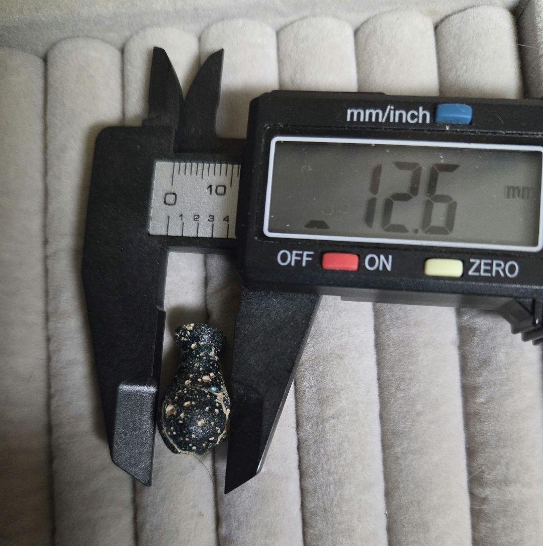 006　ビーズ　トンボ玉　容器玉　小さなガラス壺　！