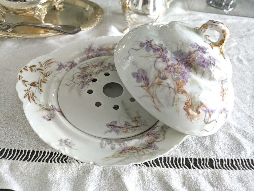 アンティーク アビランド　リモージュ　 蓋付きバターディッシュ