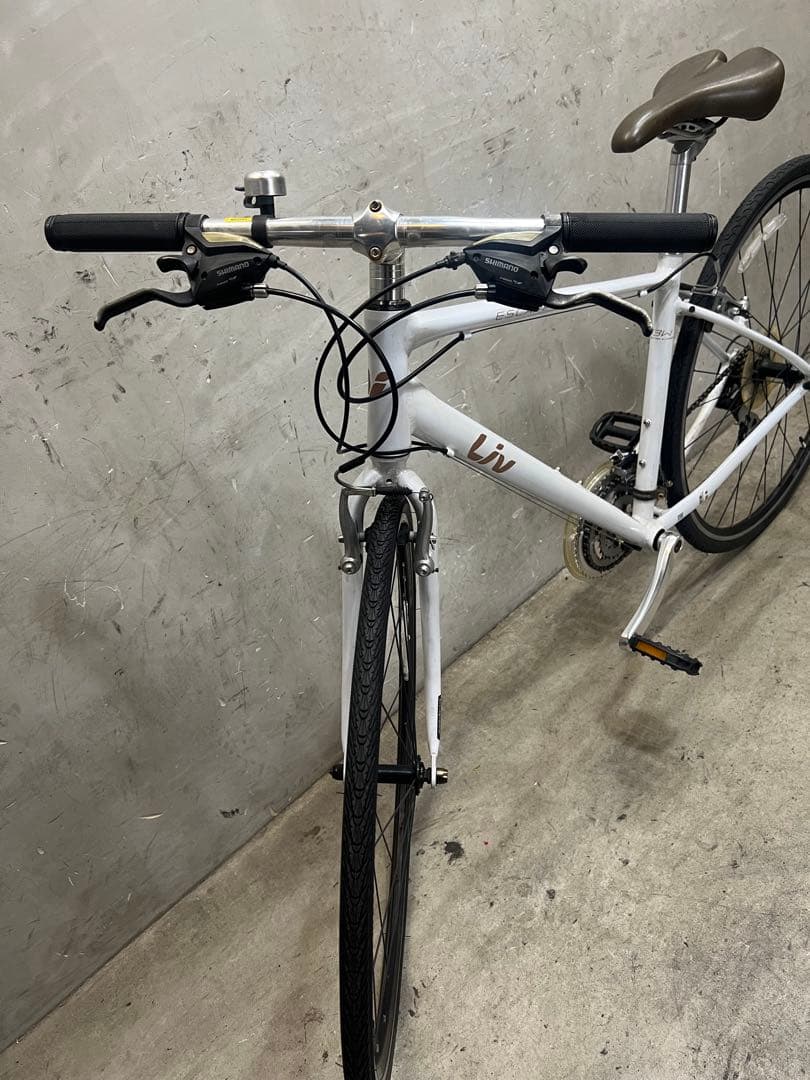 クロスバイク　GIANT ESCAPE R3 ジャイアントエスケープR3 Liv