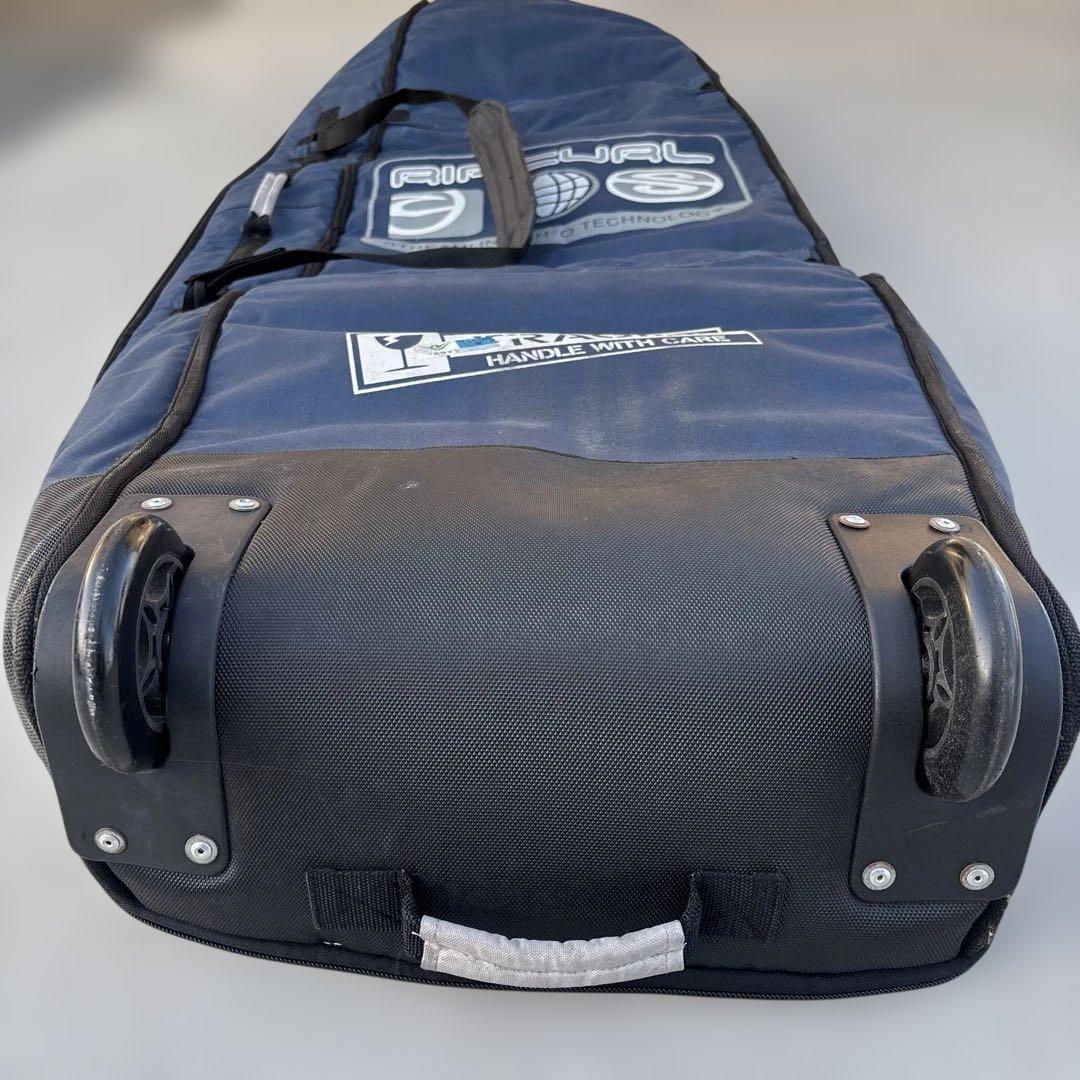 リップカール サーフボードケース 3枚収納