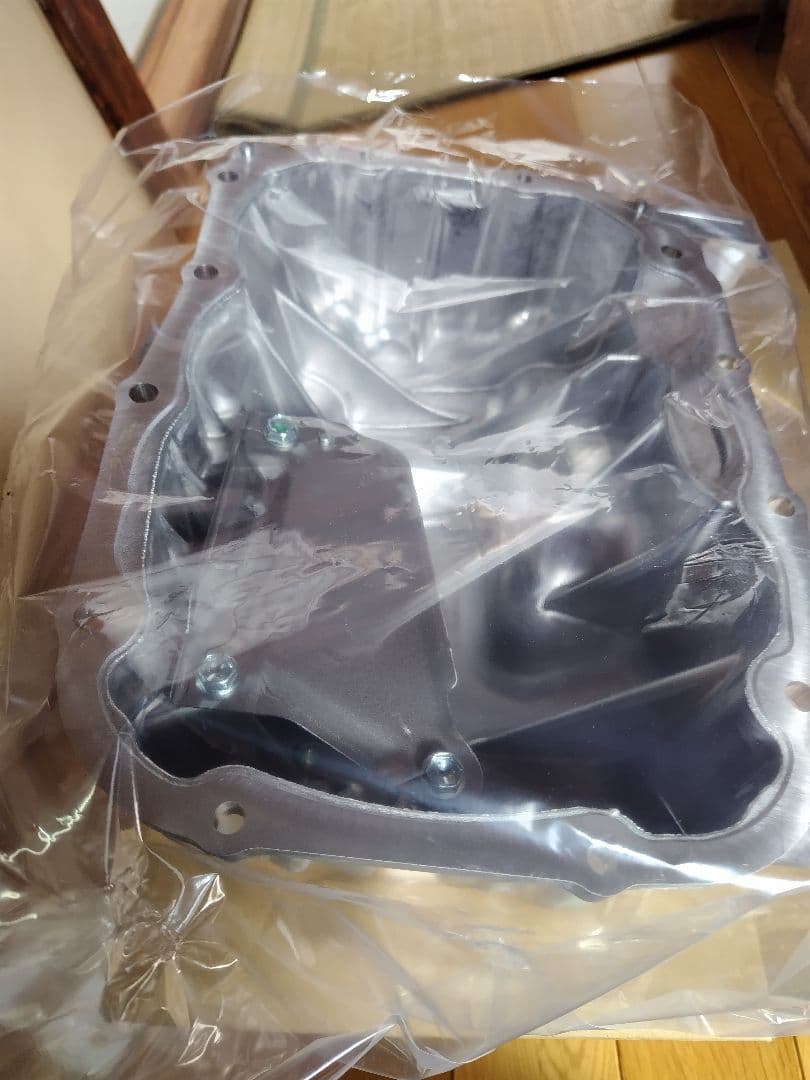 ダイハツ純正エンジンオイルパン