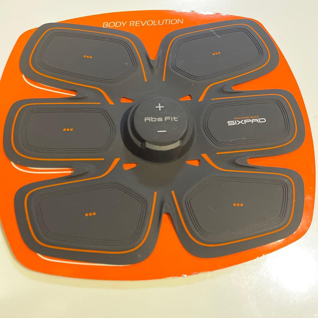 SIX PAD (足、腹筋、もも、腕用)まとめ売り