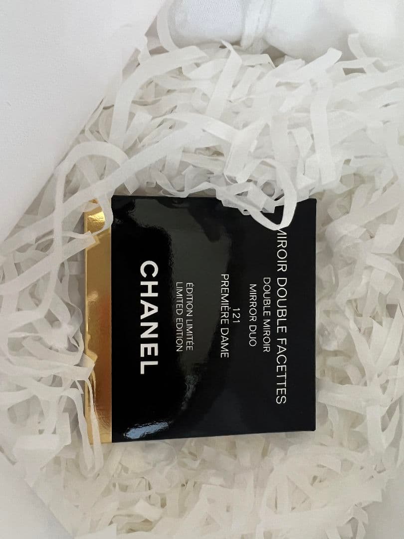 CHANEL ミロワール ドゥーブル ファセット 121 プルミエール ダム